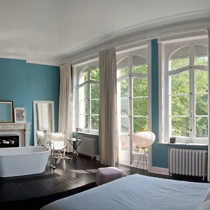 Chic Apartment